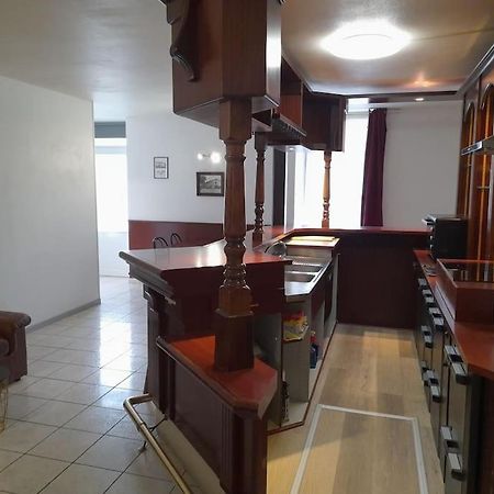 Appartement Au Bord Du Canal مونبار المظهر الخارجي الصورة