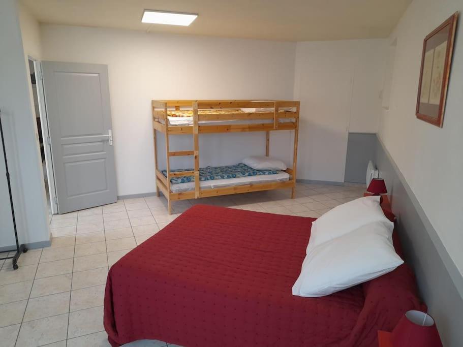 Appartement Au Bord Du Canal مونبار المظهر الخارجي الصورة